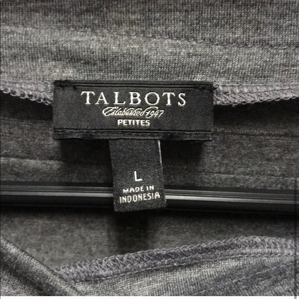 Talbots Top. Large Petite - Picture 3 of 3